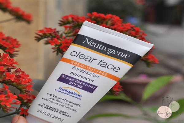 Neutrogena Clear Face BreakOut Free Liquid Lotion
